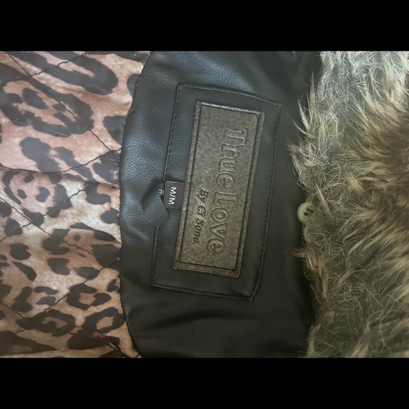 True love leatherette jacket. Size Medium. - Picture 3 of 4